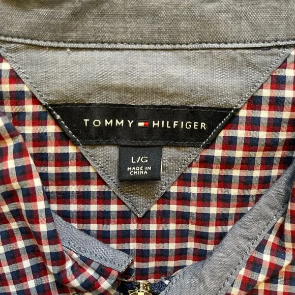 Tommy Hilfiger Woman’s Zip Up Plaid Blouse. Size Large. NWOT - Picture 6 of 11
